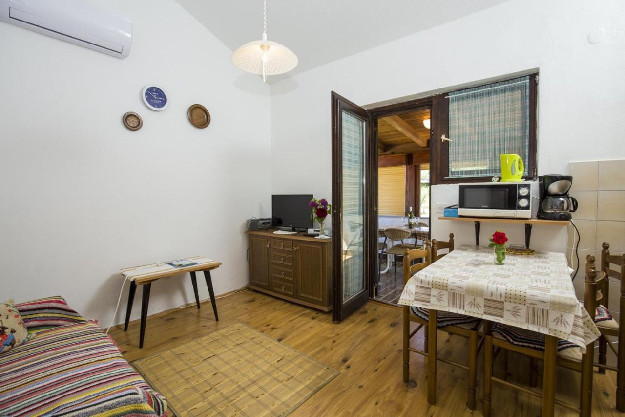 Apartment Vili Pinezići Exterior foto