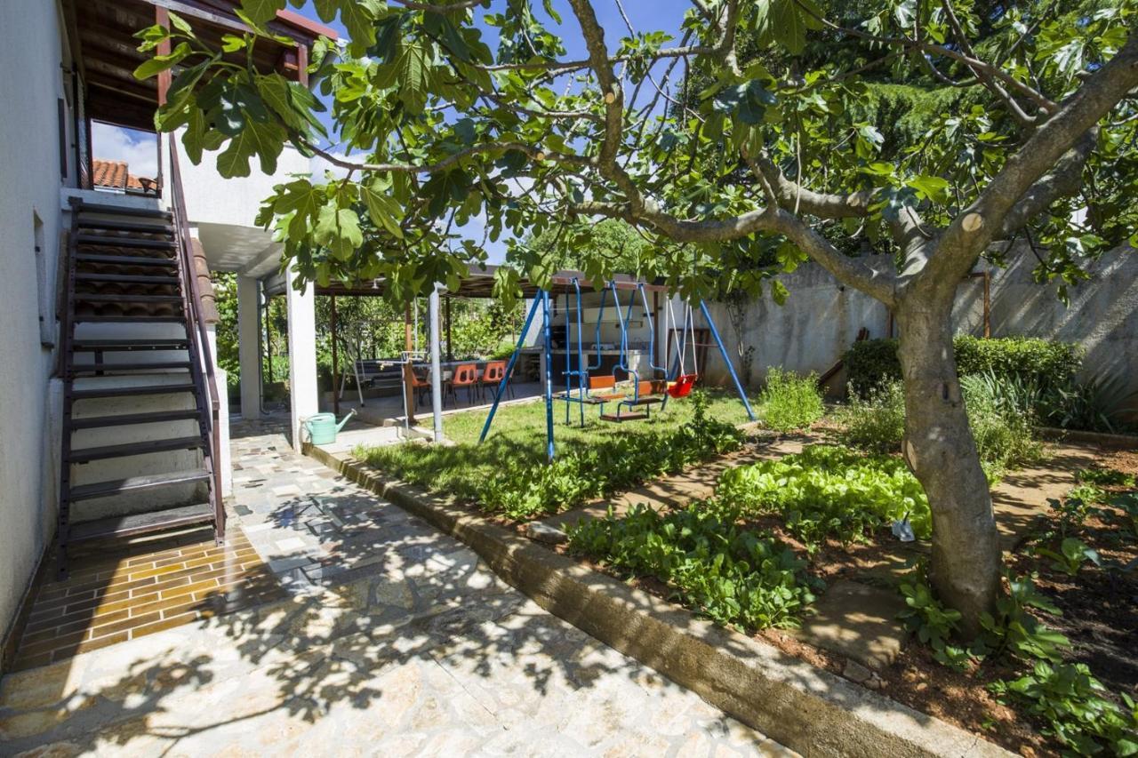 Apartment Vili Pinezići Exterior foto